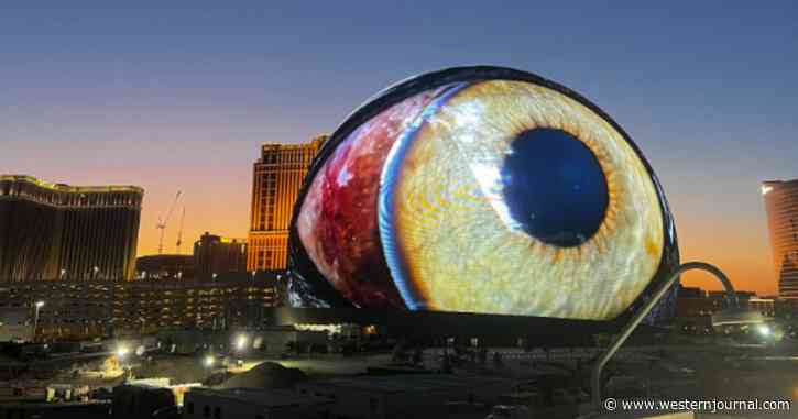 'Scariest Thing I've Ever Seen': Viral Video Shows Giant Eyeball Right in the Heart of the City