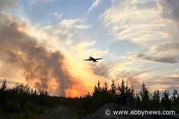 Tsah Creek wildfire burns close to Hwy 27, prompting temporary closure