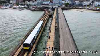 Isle of Wight: Railway line between Ryde Pier Head and Ryde Esplanade reopens