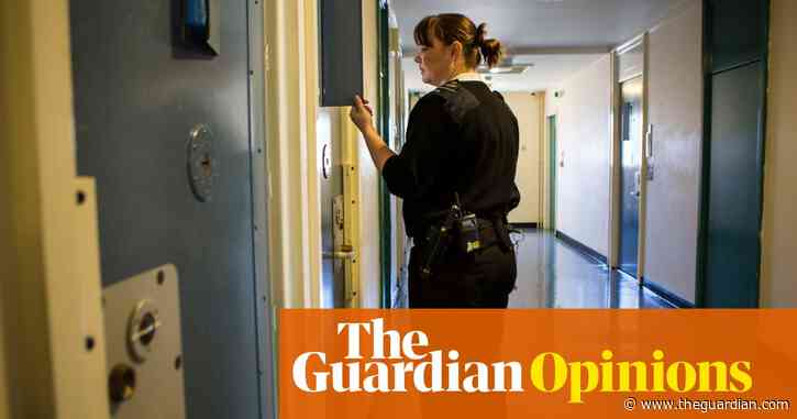 I started work as a prison officer full of optimism, but in a rat-infested jail I saw the ugly, violent reality | Alex South