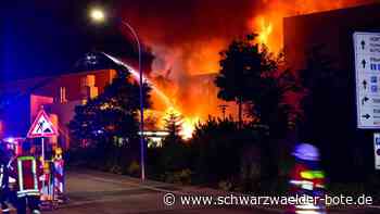 Millionenschaden: Ein Schwerverletzter bei Brand in Simmersfeld