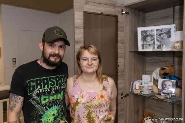 5 jaar na de dood van hun kindje in crèche, slaat het noodlot er opnieuw toe: “Maar toen we weer zwanger werden, hebben we geen moment getwijfeld”