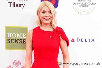 Holly Willoughby begins 2 month break from This Morning