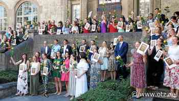 Jenas Universität verabschiedet Medizinabsolventen