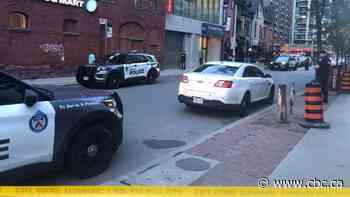 Man, woman in hospital after double shooting near Yonge and Bloor