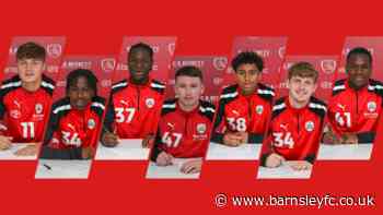 YOUNG REDS SIGN PRO DEALS