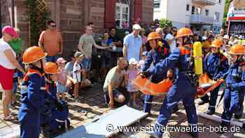 Altensteigdorf feiert: Sirenenklänge eröffnen das Dorffest