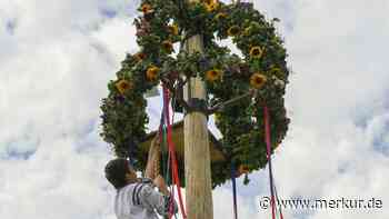 Klettern, tanzen und genießen: Die Siebenbürger Sachsen sind am Kronenfest in Feierlaune