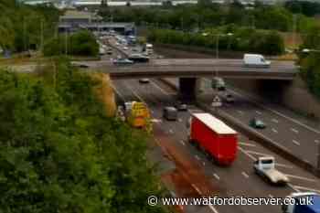 Recap of traffic updates as fuel spillage shuts M25 lanes