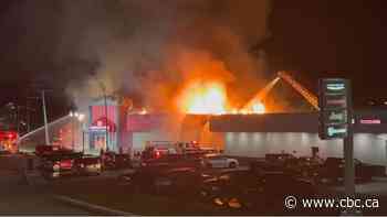 Fire destroys McMunn & Yates Building Supply store in Thompson