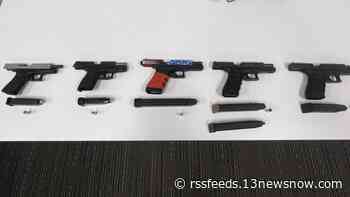 Virginia Beach police seize illegal guns during traffic stop