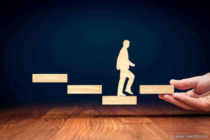 Bitcoin Price Holds Ground But Momentum Keeps Fading Below $31K