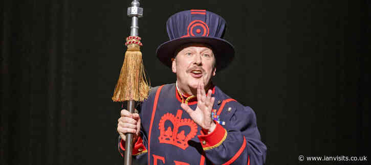 English National Opera offering free Gilbert & Sullivan themed walking tours