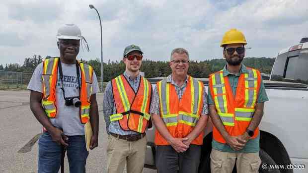 Could infusing asphalt with pulp mill waste reduce carbon emissions and potholes? Thunder Bay gives it a try