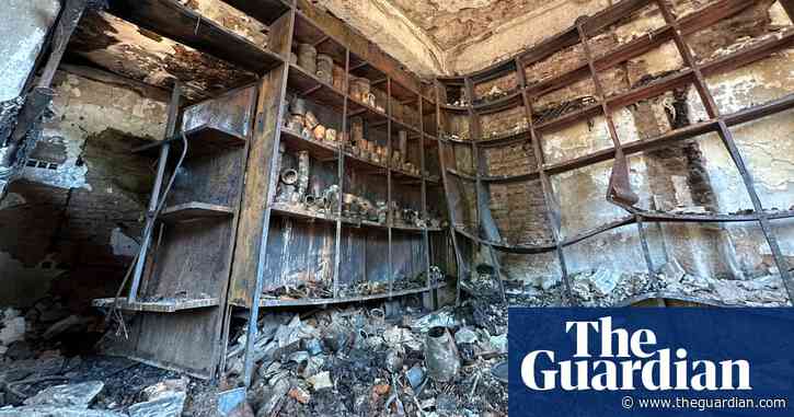 Sudan on brink of all-out civil war, UN chief warns, after airstrike kills at least 22