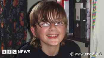 Andrew Gosden: Father of missing boy marks son's 30th birthday