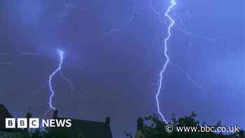 Lightning pictures: Thunderstorms light up the skies across England