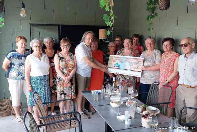 Paul Pans schenkt opbrengst van kledingverkoop aan Samana: “De mooiste stukken die Chriske zelf maakte, blijven bij mij thuis als aandenken”