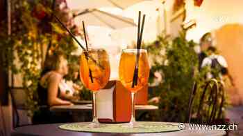 KOMMENTAR - Teure Bankgebühren: Die Kunden müssen ihnen schon selbst den Garaus machen