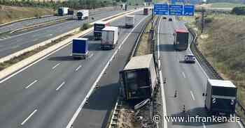 A3 bei Biebelried: Lkw prallt frontal gegen Fahrbahnteiler - 75.000 Euro Schaden