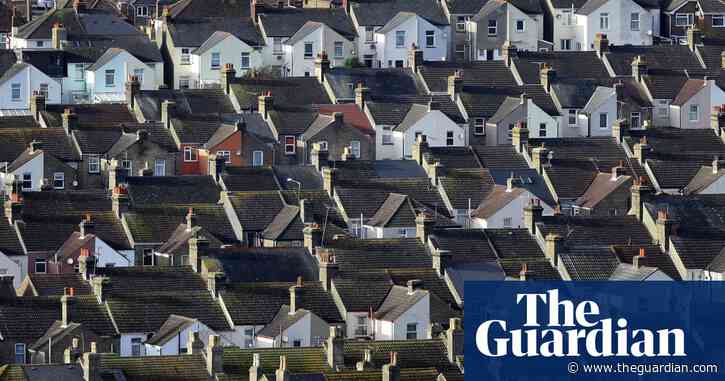 More UK mortgage borrowers face financial stress, lenders warn