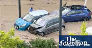 Spain: severe floods sweep cars away after torrential rain – video report