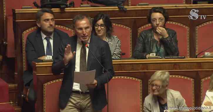 Delmastro arriva in Senato e il Pd protesta: “Finché non chiederà scusa lasceremo l’Aula ogni volta che prenderà la parola”