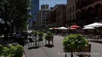Portion of Clark Street closes in River North to expand outdoor dining