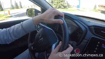 Sask. man recounts battle for control after carjacker forced his way into vehicle