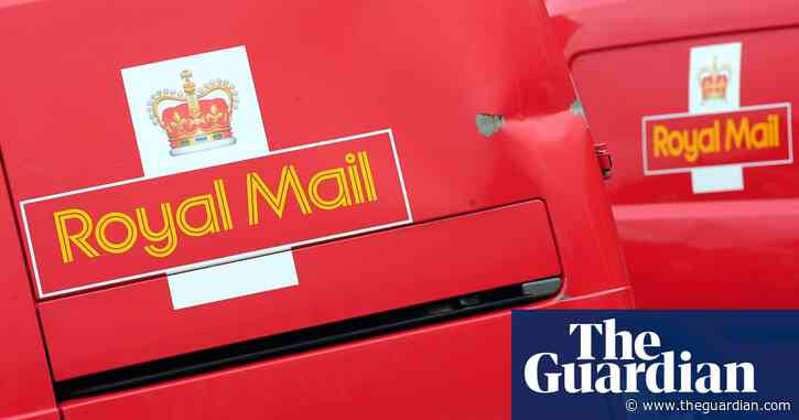 Royal Mail cuts hours at half its customer service points