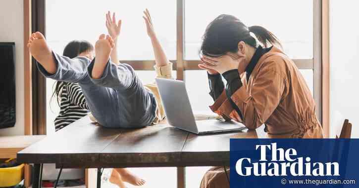 UK broadband and mobile firms accused of burying cheaper deals