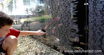 'The Wall that Heals': Vietnam Traveling Memorial Wall coming to McHenry County