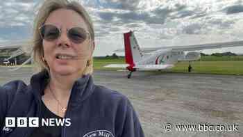 Holmfirth head teacher to skydive to boost school budget