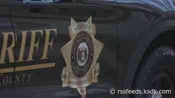 Screwdriver attack on sheriff's deputy leads to standoff in Jefferson County