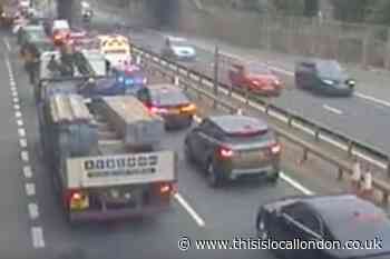 LIVE: Eltham Tunnel updates as crash causes 5 mile traffic