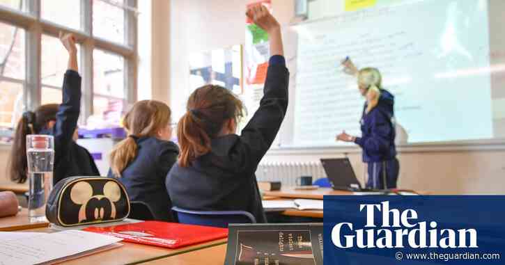 Ending private school tax breaks would raise £1.5bn for state sector, thinktank says