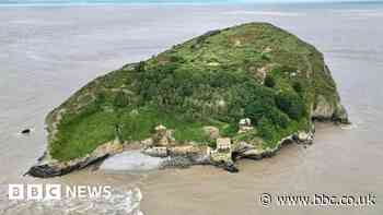 Steep Holm island needs volunteers to help run it