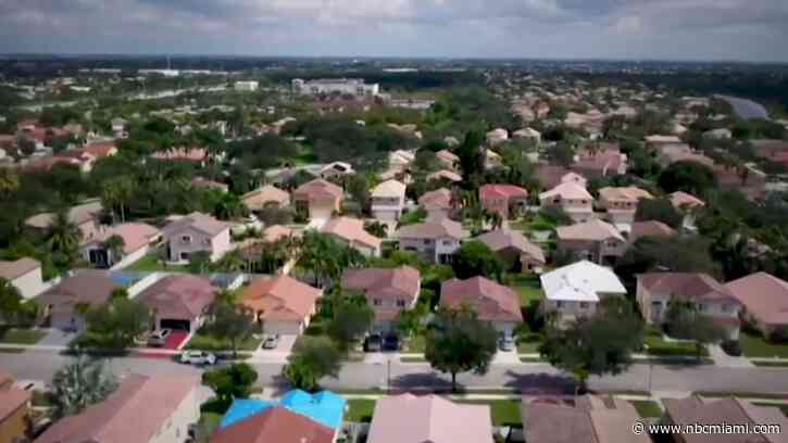 Homeowners forced to look for alternatives after Farmers Insurance announces departure from Florida