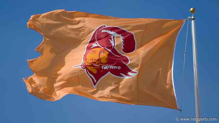 Buccaneers reveal new "Creamsicle" jersey