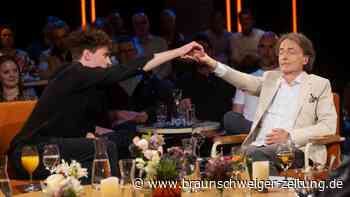 Giovanni di Lorenzo vor Kamera hypnotisiert