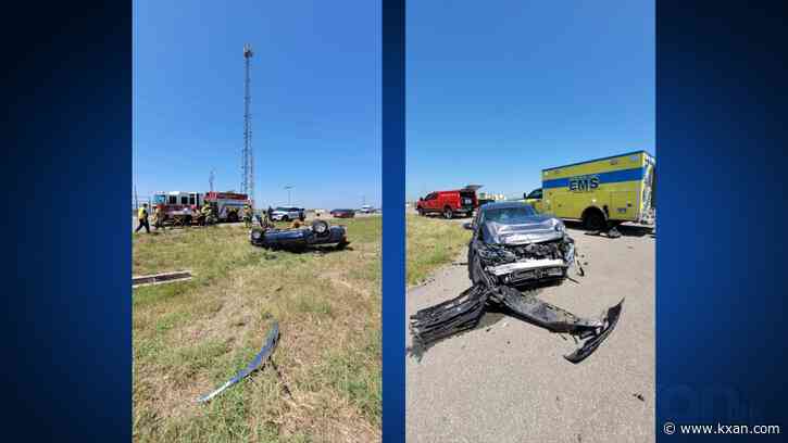 2 injured after rollover crash on East US-290