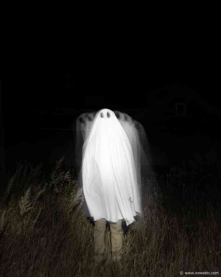 Silk Road’s Ghosts Haunt Bitcoin Market As US Government Moves 9,800 BTC