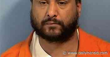 Man charged with mugging woman at gas station