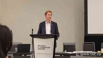 Manitoba's decision not to search landfill 'heartless,' says Crown-Indigenous relations minister