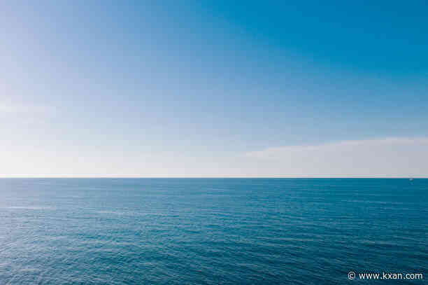 Study tracks change in the oceans' color