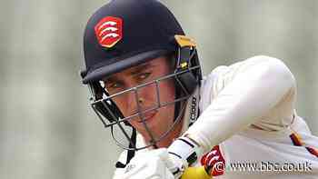 County Championship: Dan Lawrence ton helps Essex get on top against Lancashire