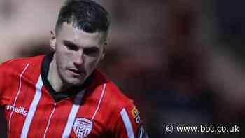 Ryan Graydon: Fleetwood Town sign Derry City winger on two-year deal