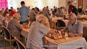 Schachmeisterschaften in Bad Herrenalb: Favoriten müssen empfindlich Federn lassen