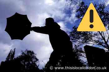London weather:  Met Office issues yellow wind warning