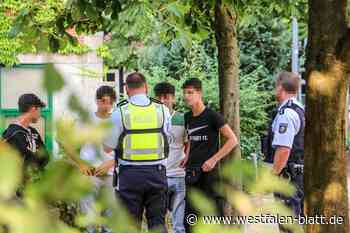 Sondereinsatz in Bünde: Polizei nimmt Treffpunkte von Jugendlichen ins Visier